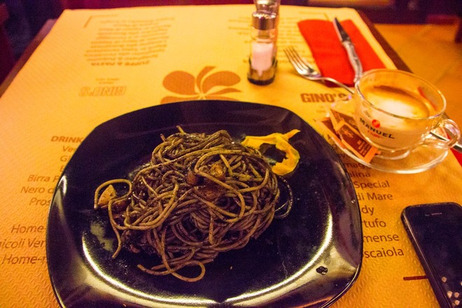 Thực đơn của các bữa ăn ở Venice không thể thiếu hải sản tươi sống, đặc trưng nhất là mì Spageti hải sản – đặc sản mà du khách không nên bỏ lỡ khi đặt chân tới đây.